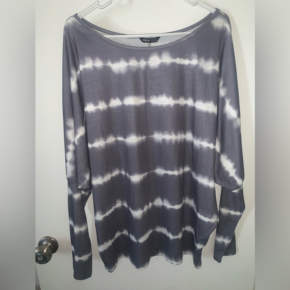 Women’s Gray Tie-Dye Long Sleeve Top